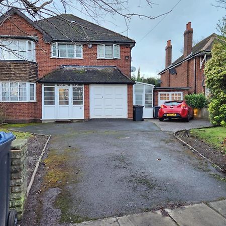 D Elmdon Homestay Shared 4 Bedrooms Birmingham Eksteriør bilde