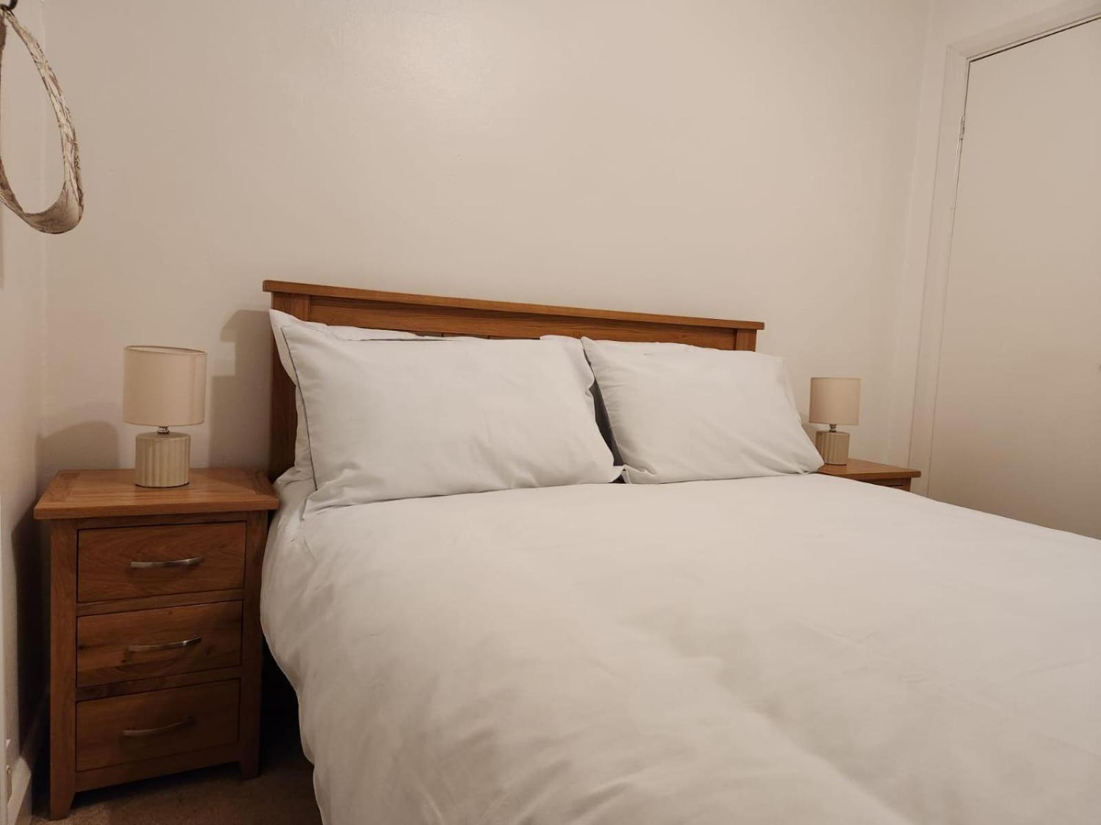 D Elmdon Homestay Shared 4 Bedrooms Birmingham Eksteriør bilde