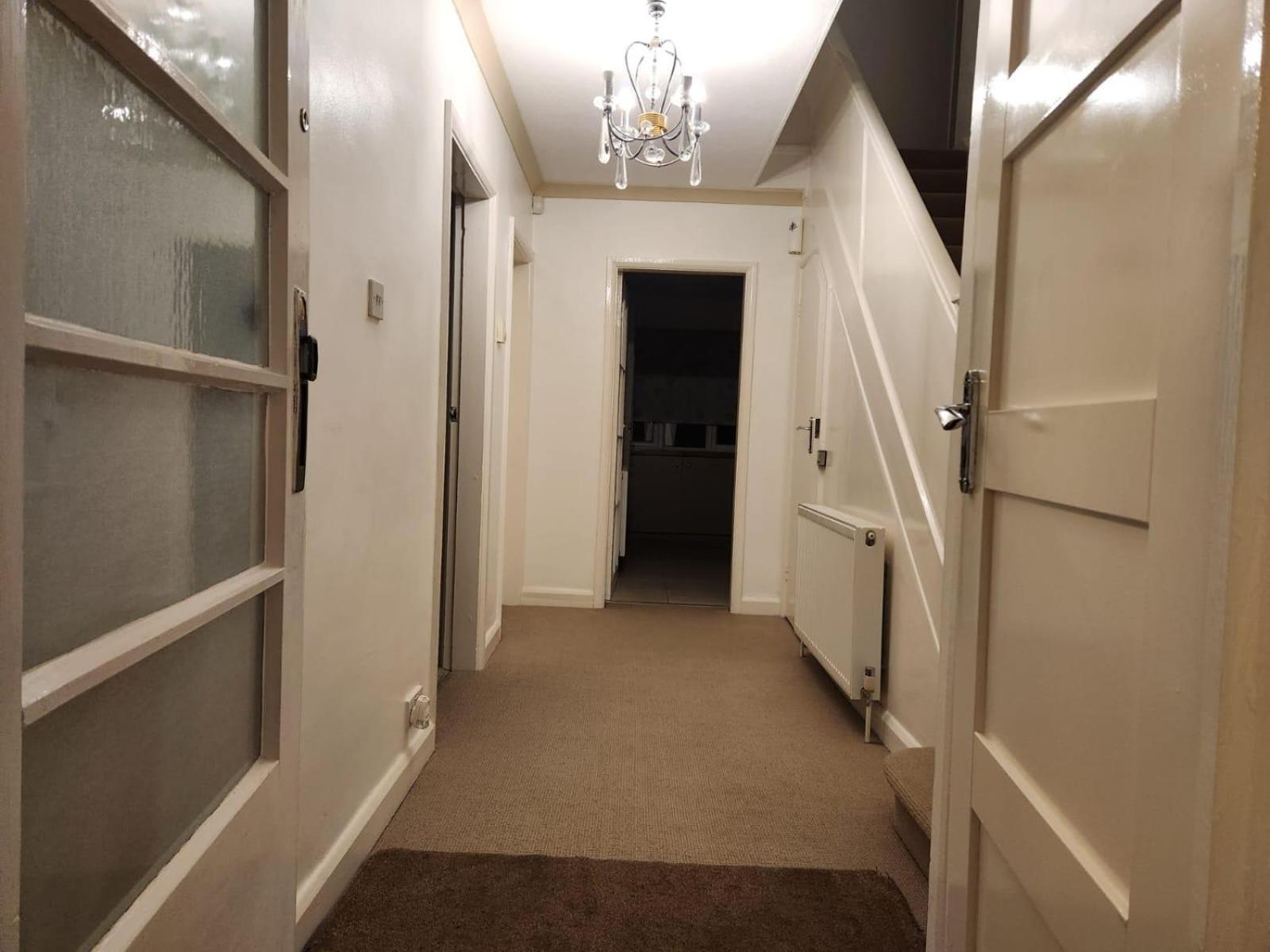 D Elmdon Homestay Shared 4 Bedrooms Birmingham Eksteriør bilde