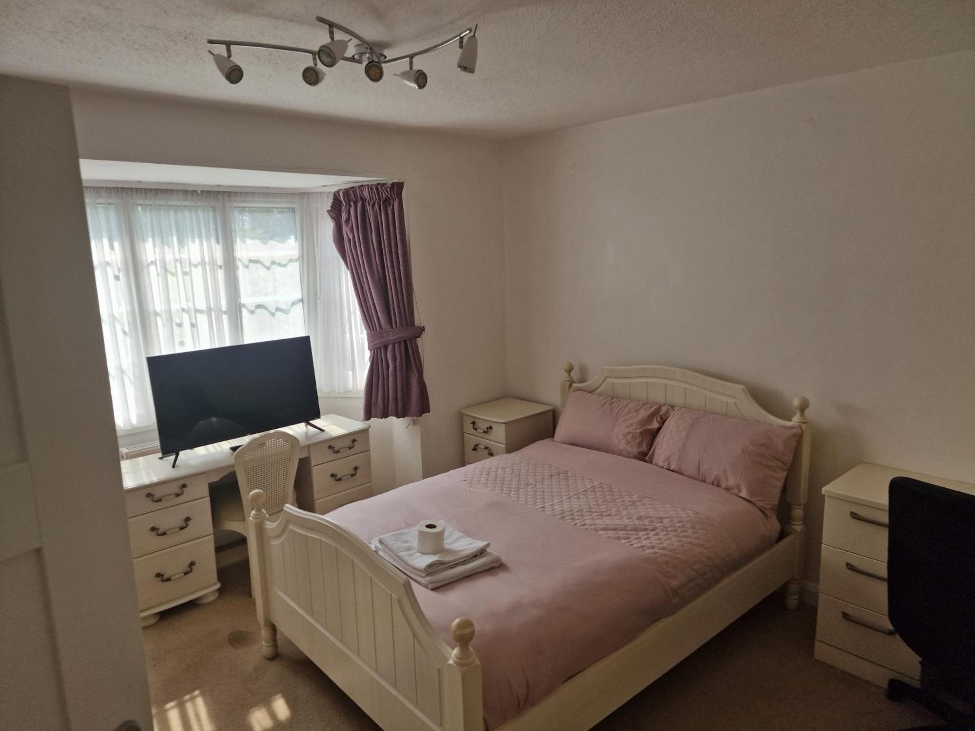 D Elmdon Homestay Shared 4 Bedrooms Birmingham Eksteriør bilde