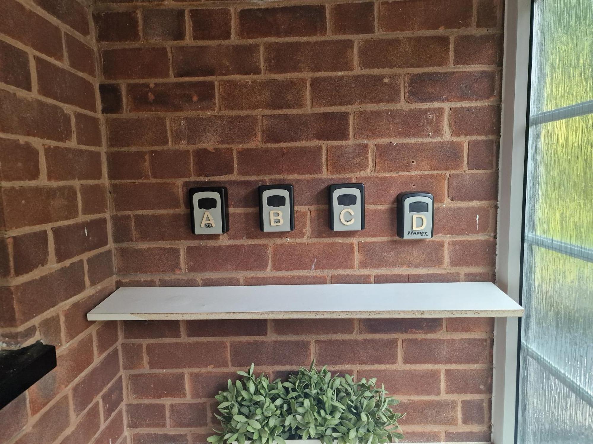 D Elmdon Homestay Shared 4 Bedrooms Birmingham Eksteriør bilde